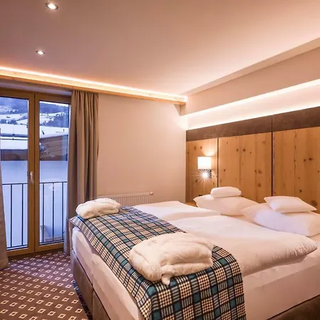 Hotell & Sonne 4 Sterne Superior Kirchberg in Tirol